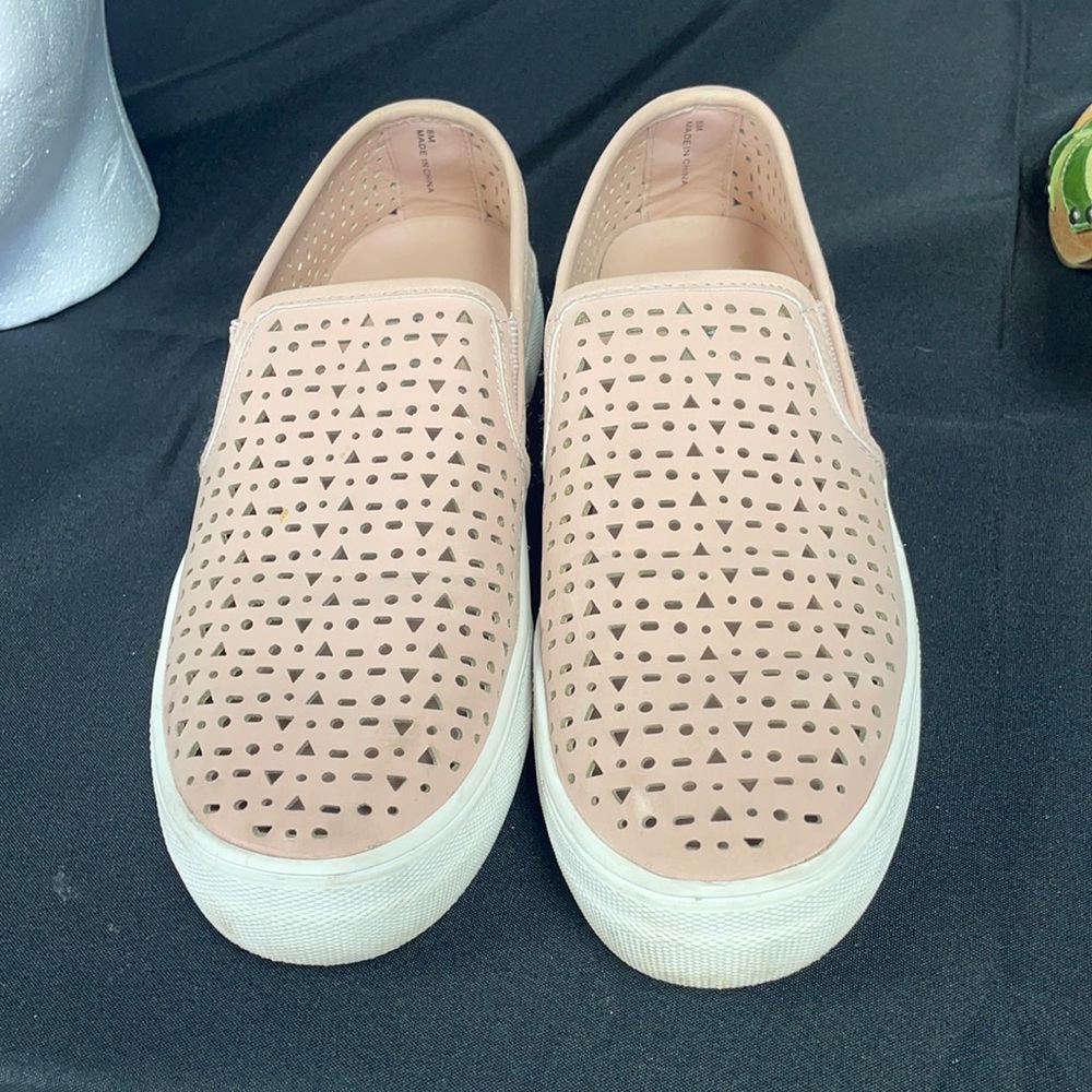 Steve Madden slip on sneakers (1030)
